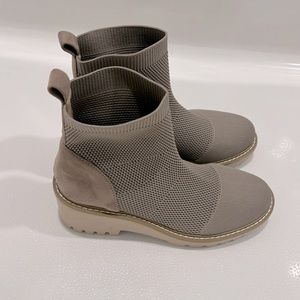Nicole Miller Tan Chelsea Mesh Boots